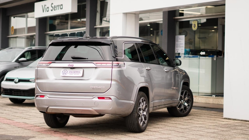 jeep commander 1.3 t270 turbo flex overland at6 4p automatico 20231