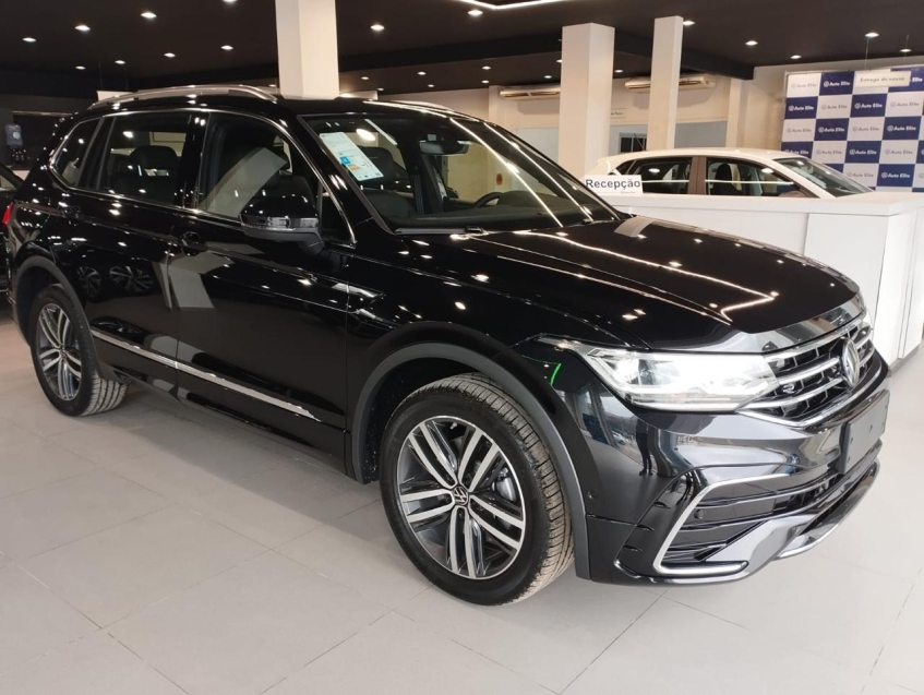 volkswagen tiguan 2.0 300 tsi gasolina allspace r-line automatico 4p 2025