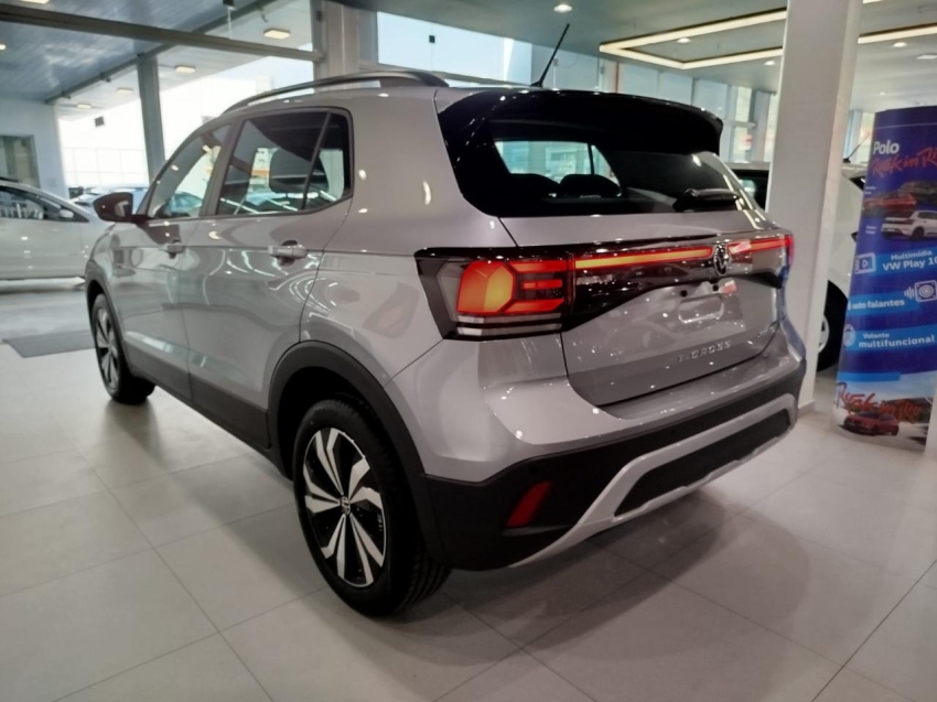 volkswagen t-cross 1.0 200 tsi total flex comfortline automatico 4p 2025