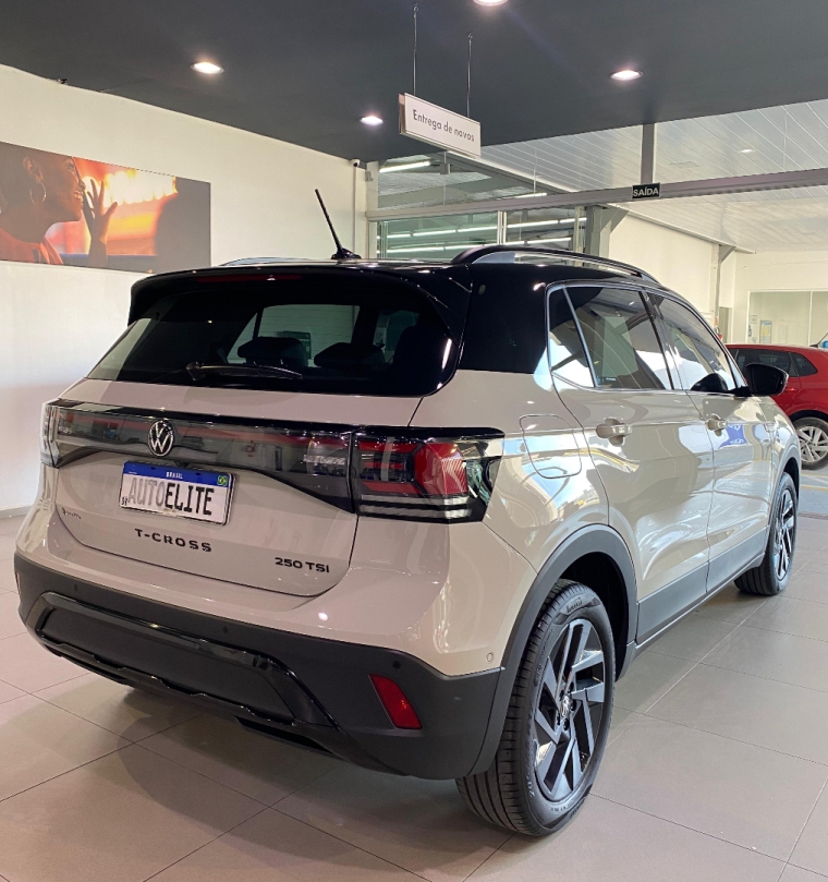 volkswagen t-cross 1.0 200 tsi total flex automatico 4p 2025