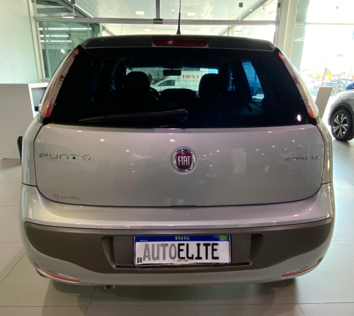 fiat punto 1.6 essence 16v flex 4p manual 2016