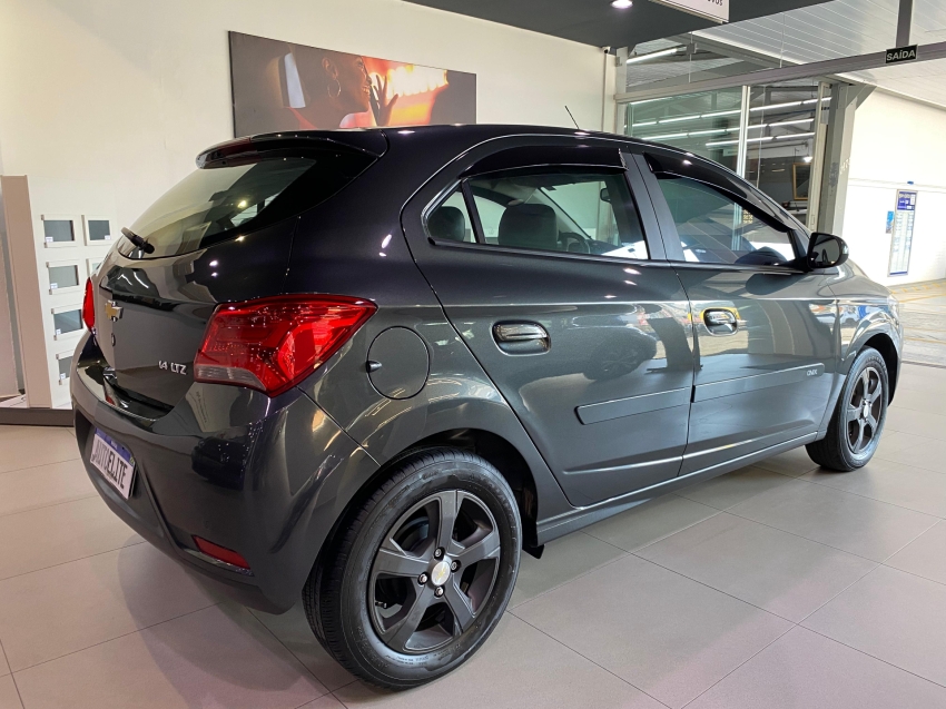 chevrolet onix 1.4 mpfi activ 8v flex 4p manual 2018