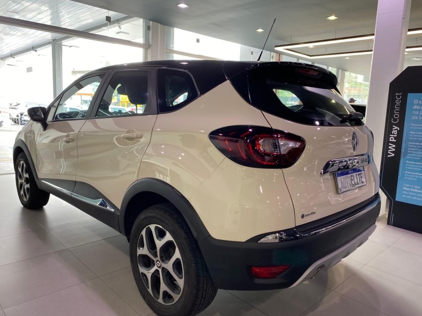 renault captur 2.0 16v hi-flex intense automatico flex 4p 2021