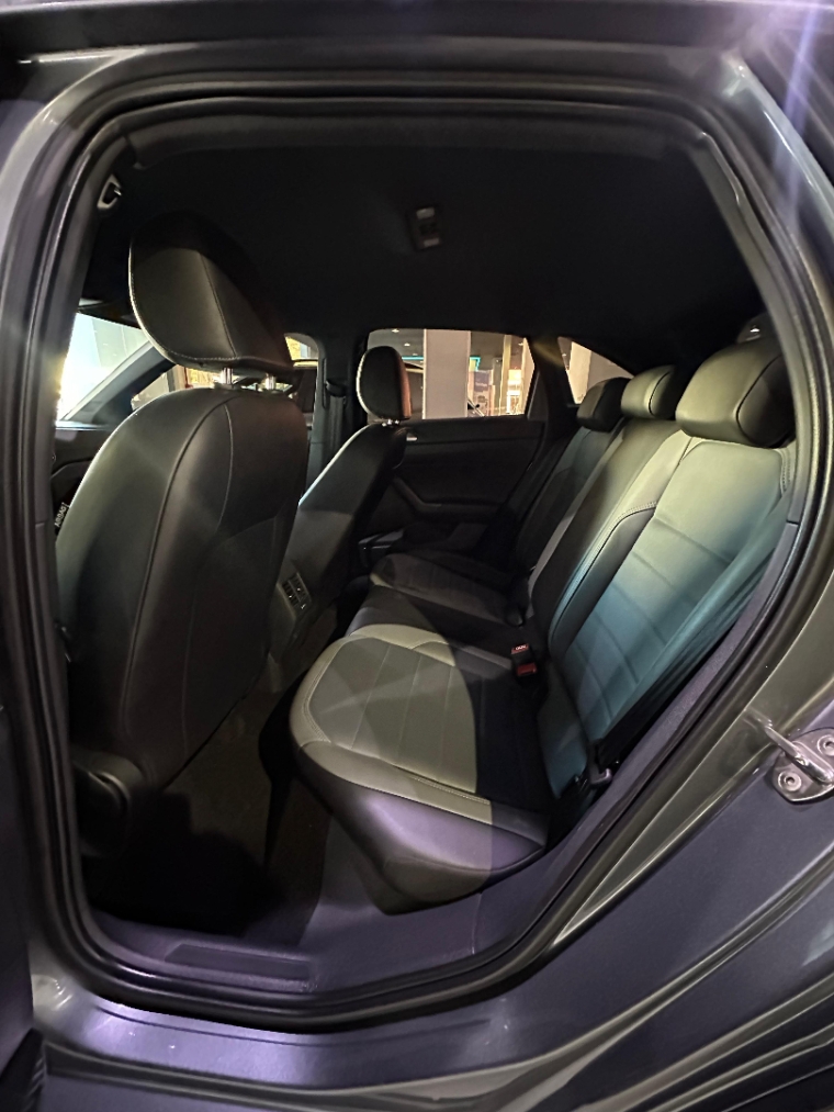 volkswagen nivus 1.0 200 tsi total flex highline automatico 4p 2024