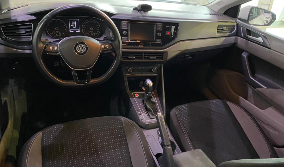 volkswagen polo 1.0 200 tsi comfortline automatico flex 4p 2018