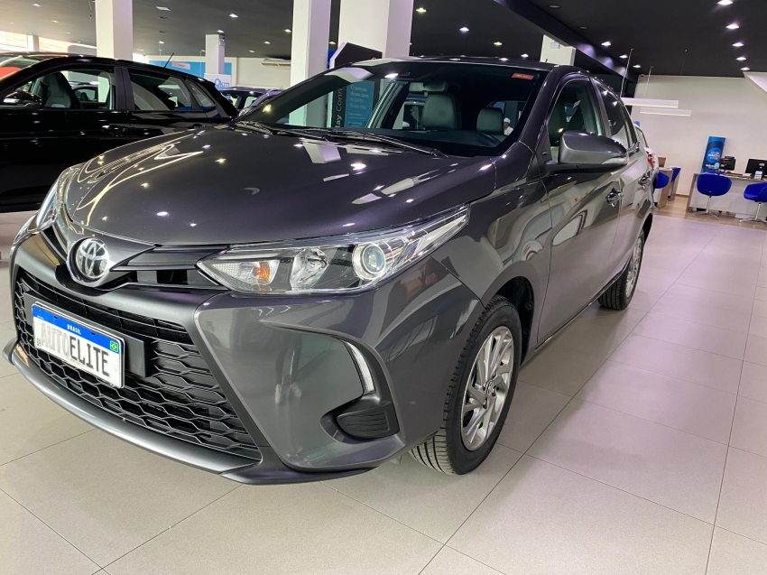 toyota yaris 1.5 16v flex xs connect multidrive 4p automatico 2023