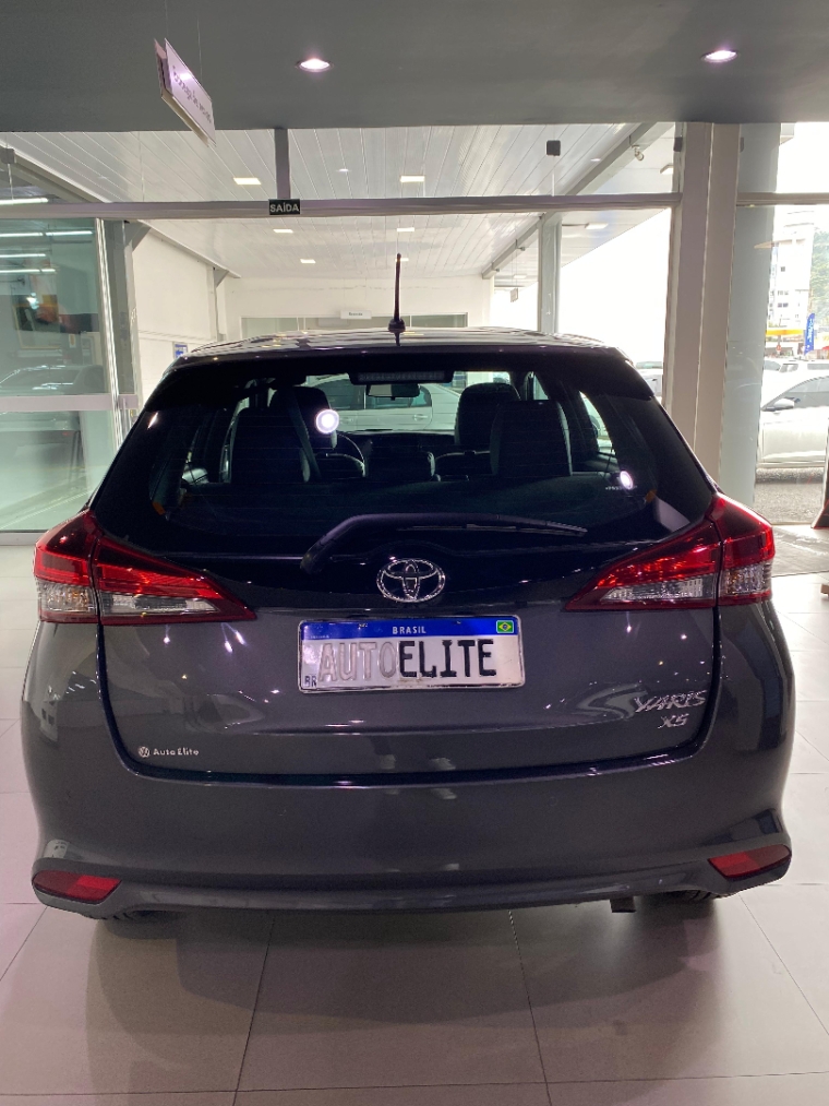 toyota yaris 1.5 16v flex xs connect multidrive 4p automatico 2023