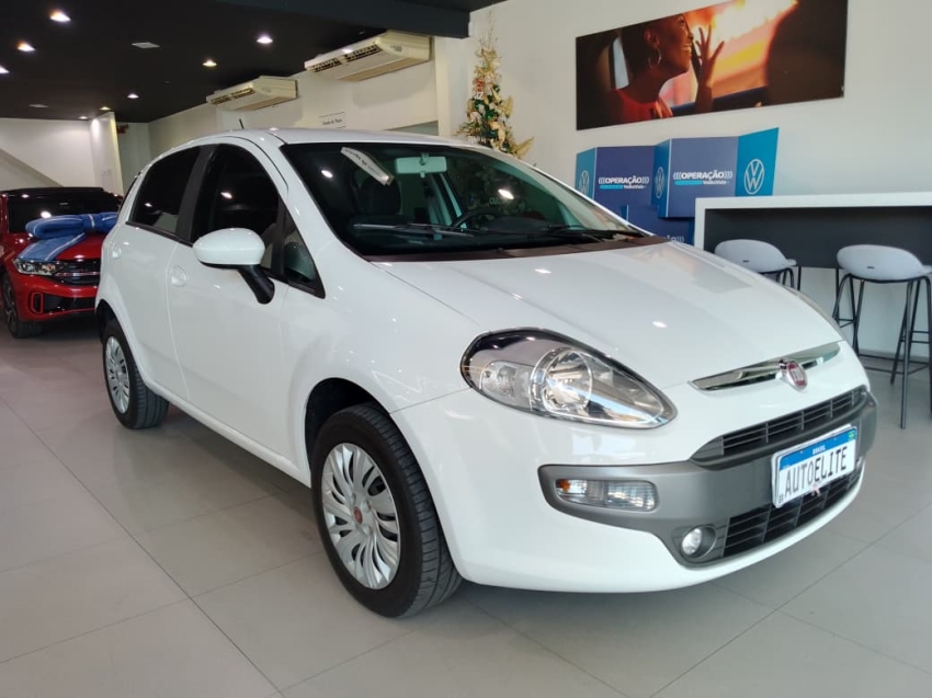 fiat punto 1.6 essence 16v flex 4p manual 2015