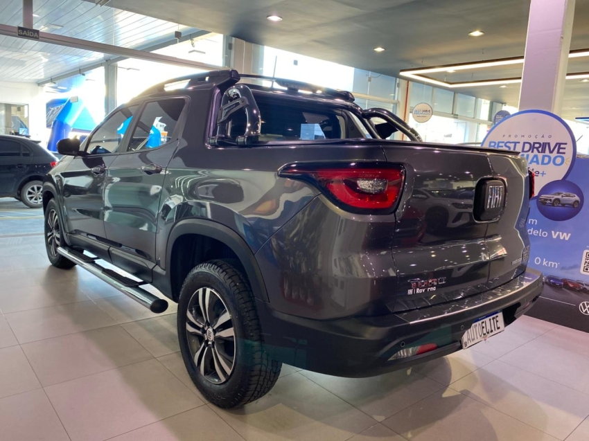 fiat toro 2.0 16v turbo diesel freedom 4wd at9 4p automatico 20236