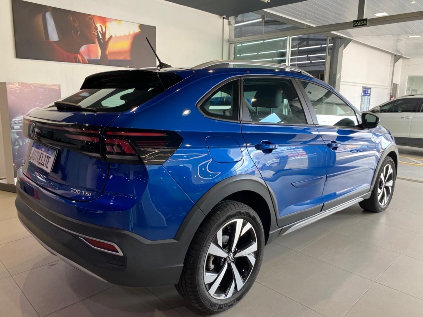 volkswagen nivus 1.0 200 tsi total flex highline automatico 4p 20235
