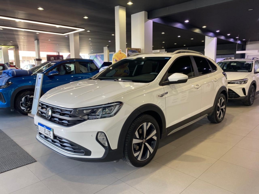 volkswagen nivus 1.0 200 tsi total flex highline automatico 4p 20241