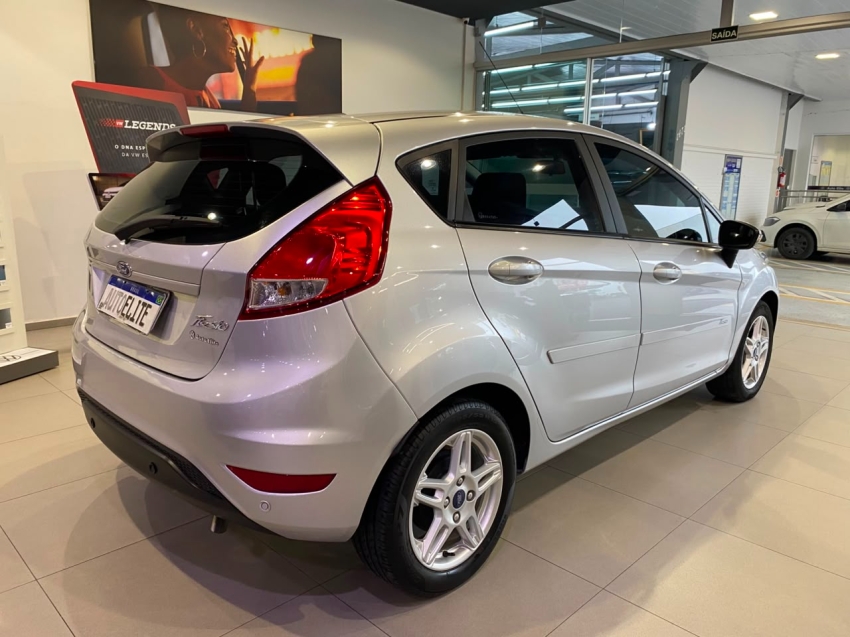 ford fiesta 1.6 ti-vct flex se manual 4p 20185