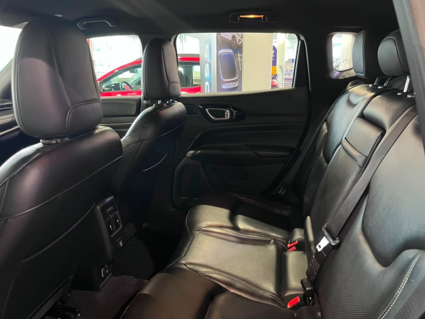 jeep compass 1.3 t270 turbo flex longitude at6 4p manual 20228