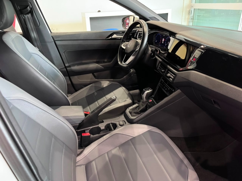 volkswagen nivus 1.0 200 tsi total flex highline automatico 9.9 4p 20236