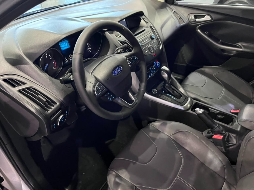 ford focus 2.0 se 16v flex 4p powershift 1.9 automatico 20164