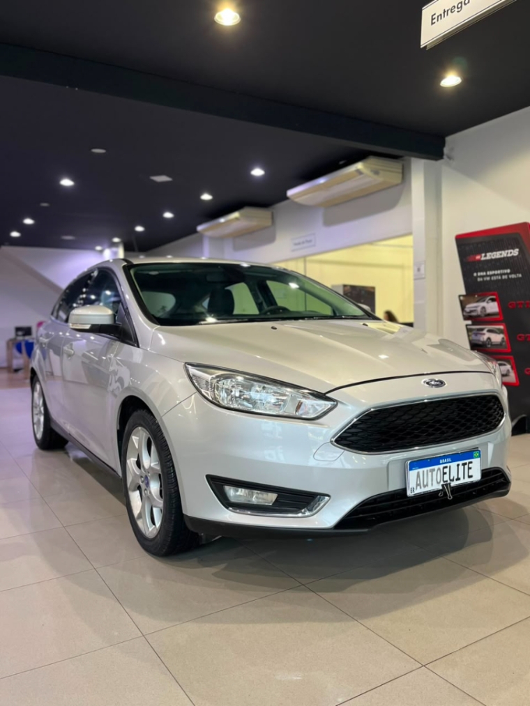 ford focus 2.0 se 16v flex 4p powershift 1.9 automatico 20160