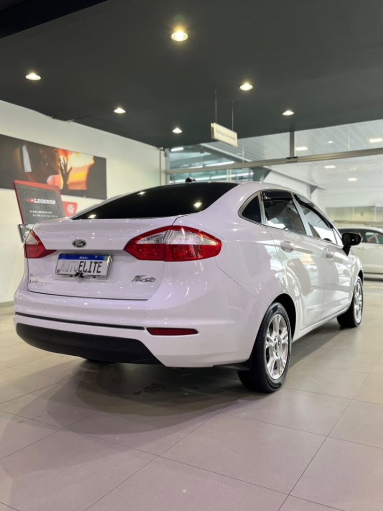 ford fiesta 1.6 se sedan 16v flex 4p manual 1.5 20152