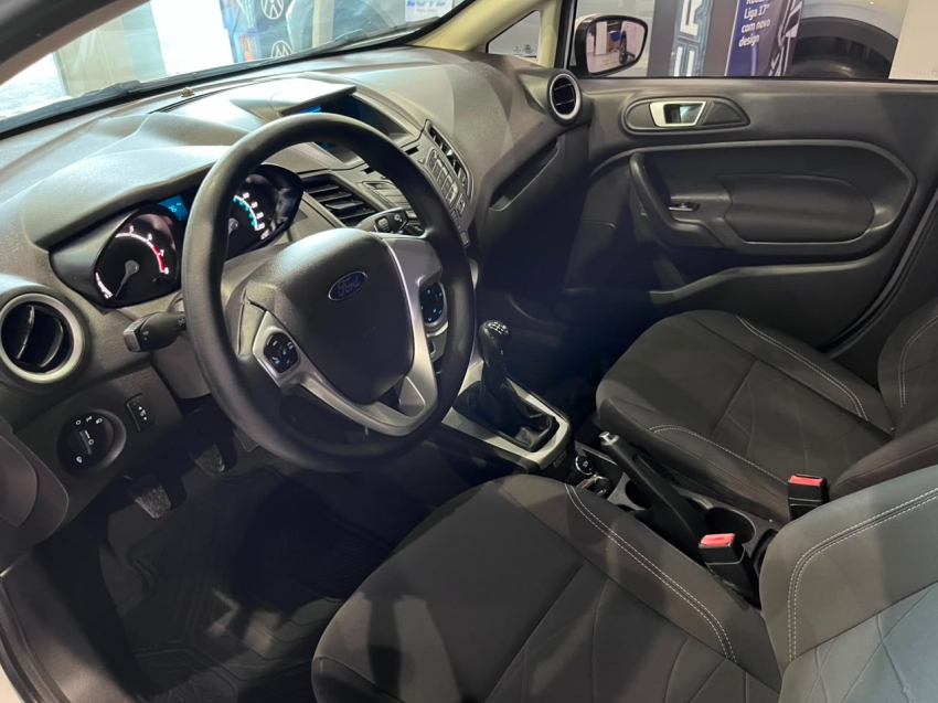 ford fiesta 1.6 se sedan 16v flex 4p manual 1.5 20155