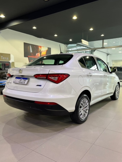 fiat cronos 1.8 e.torq flex drive at6 4p automatico 20192