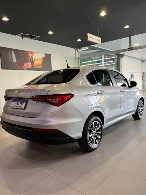 fiat cronos 1.3 firefly flex drive gsr 4p semiautomatico 20202