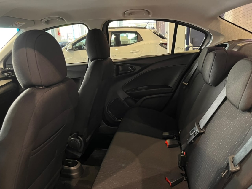 fiat cronos 1.3 firefly flex drive gsr 4p semiautomatico 20208