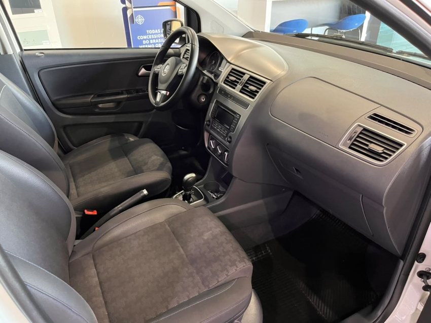 volkswagen spacefox 1.6 msi comfortline 8v flex 4p automatizado semiautomatico 20155