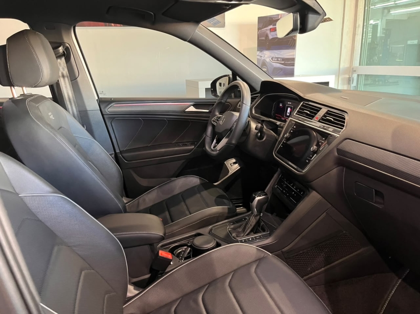 volkswagen tiguan 2.0 300 tsi gasolina allspace r-line automatico 4p 20256