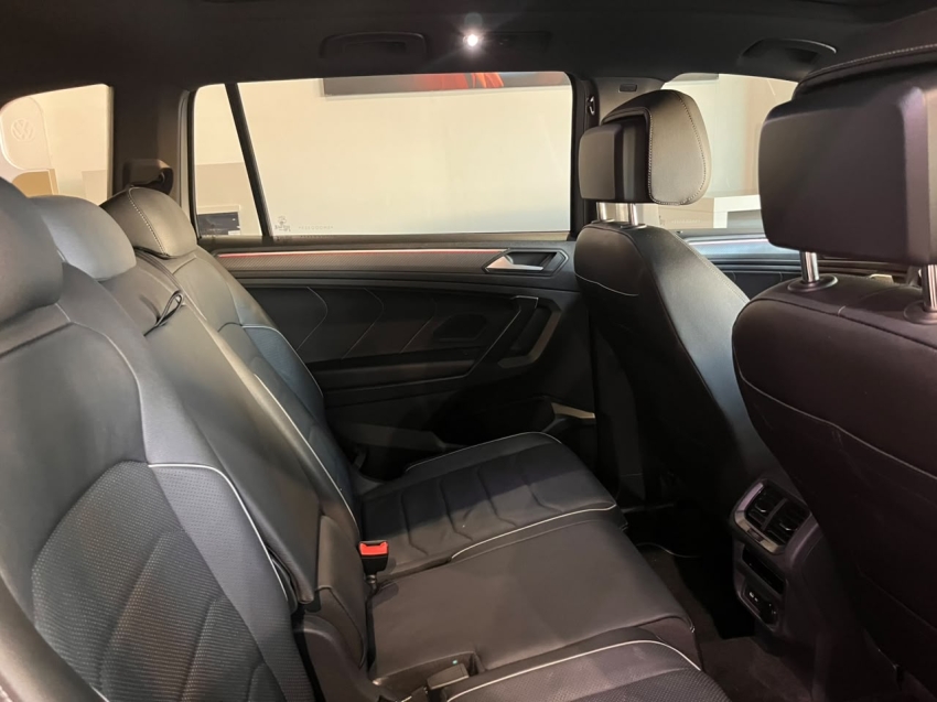 volkswagen tiguan 2.0 300 tsi gasolina allspace r-line automatico 4p 20258