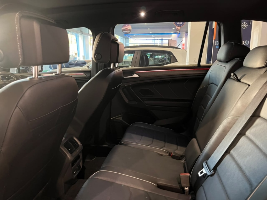 volkswagen tiguan 2.0 300 tsi gasolina allspace r-line automatico 4p 20257