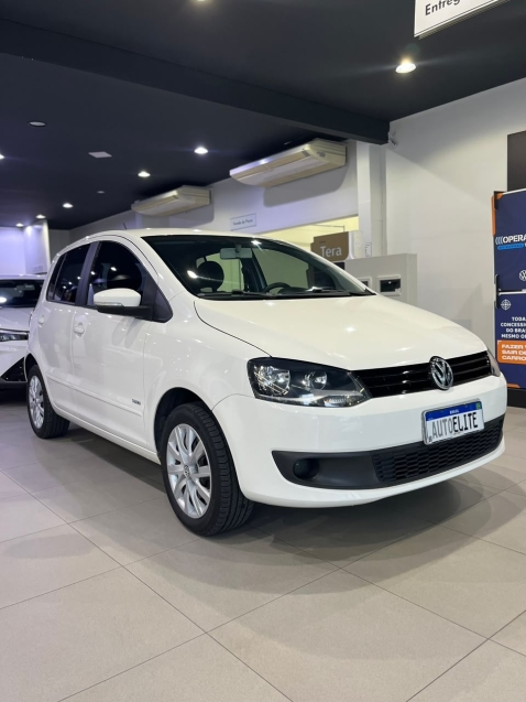 volkswagen fox 1.0 mi trend 8v flex 4p manual 9.9 2013