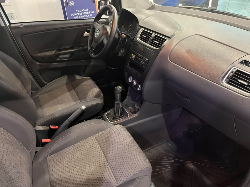 volkswagen fox 1.0 mi trend 8v flex 4p manual 9.9 20136