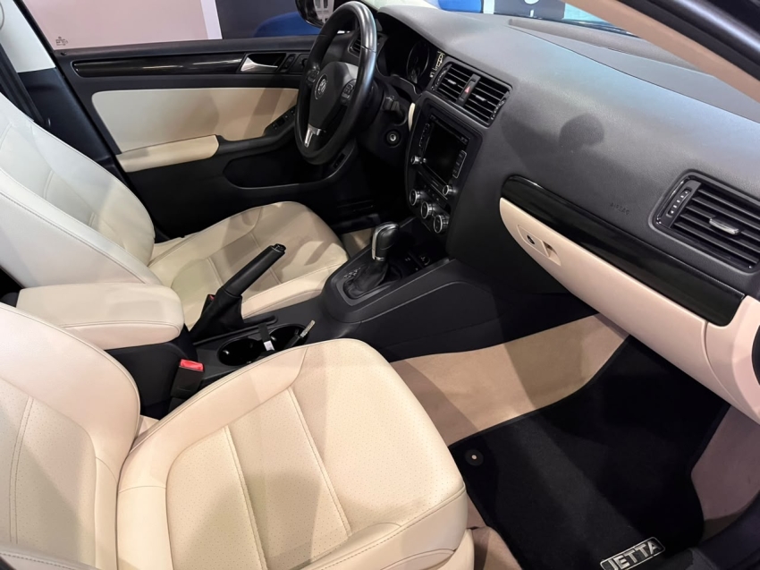 volkswagen jetta 2.0 comfortline flex 4p tiptronic automatico 20144