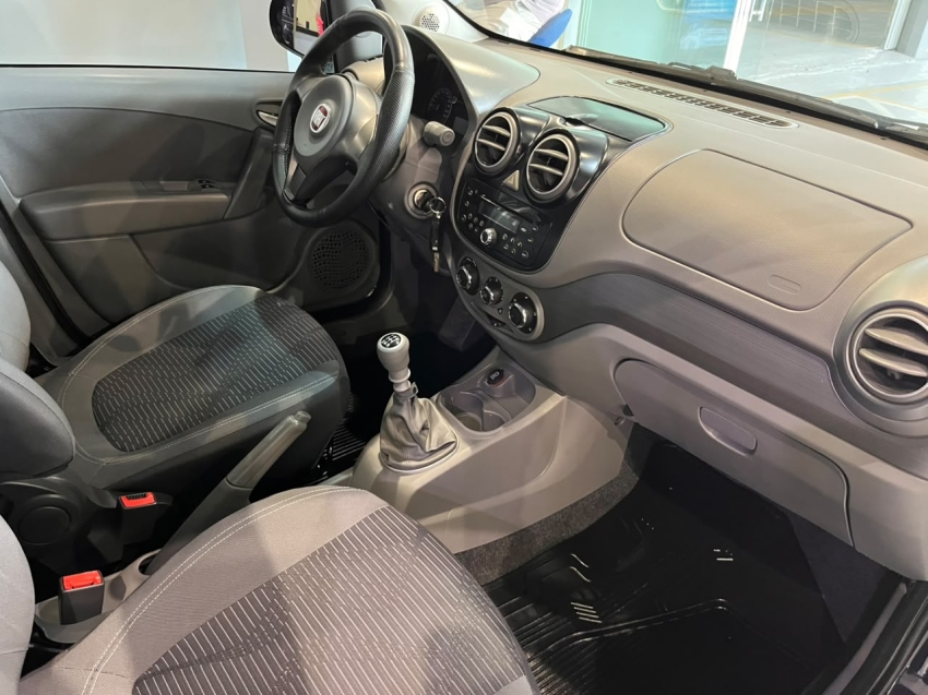 fiat palio 1.4 mpi attractive 8v flex 4p manual 20154