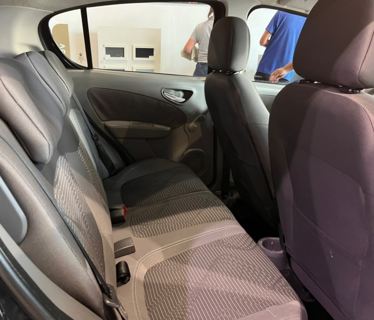 fiat palio 1.4 mpi attractive 8v flex 4p manual 20157
