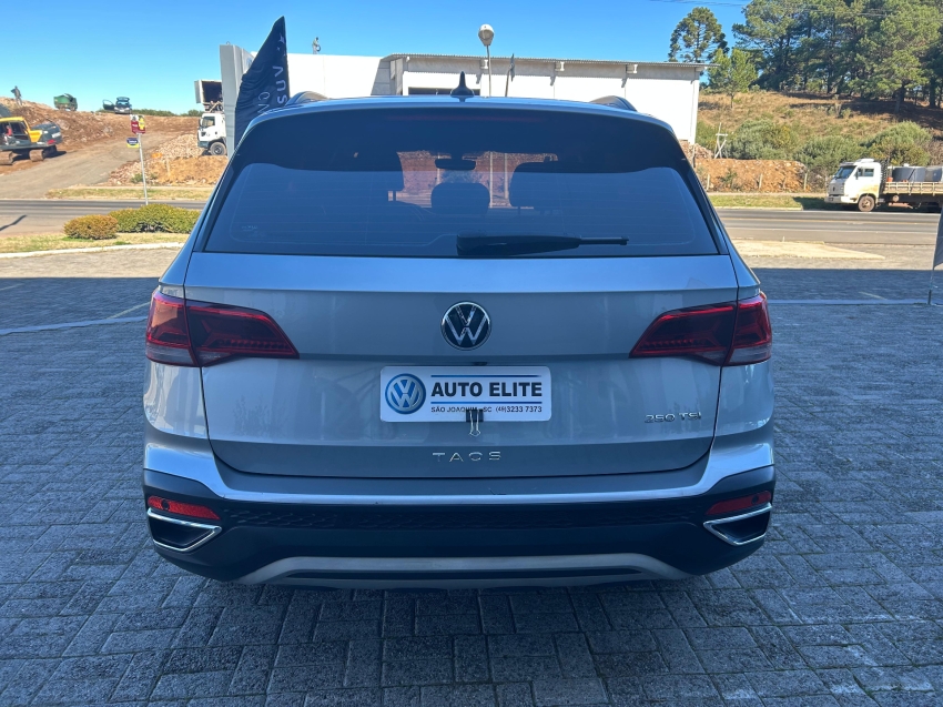 volkswagen taos 1.4 250 tsi total flex comfortline automatico 5p 2022