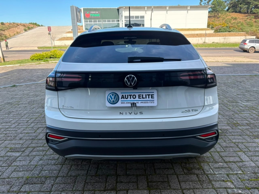 volkswagen nivus 1.0 200 tsi total flex highline automatico 5p 20243