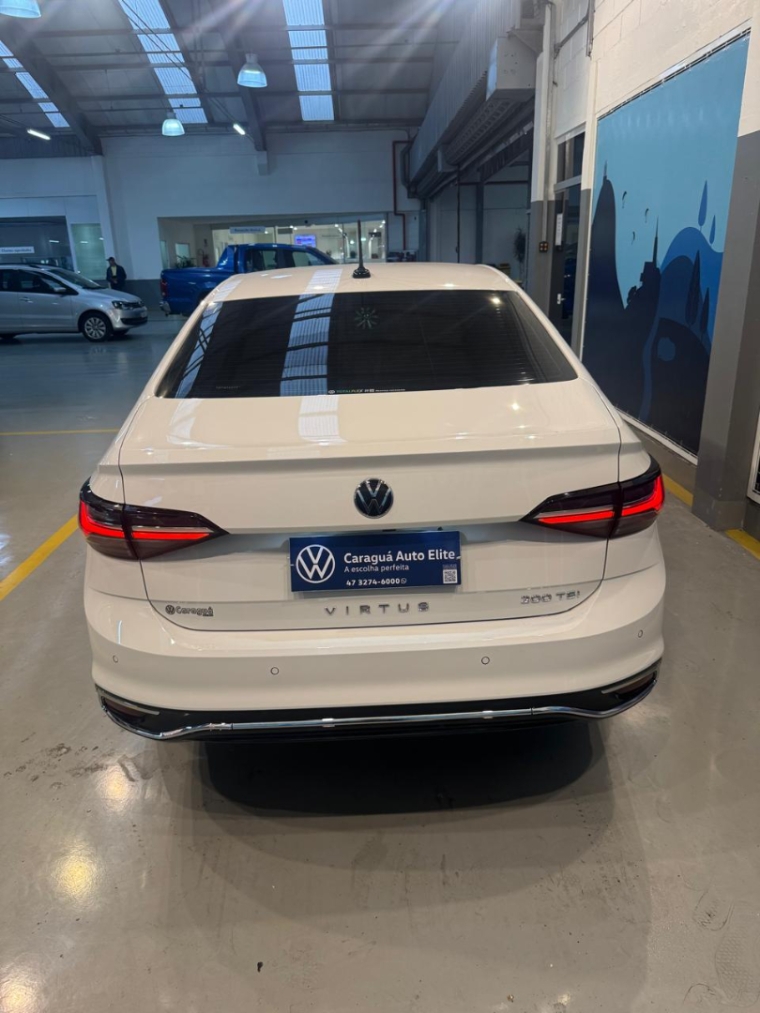 volkswagen virtus 1.0 200 tsi highline automatico flex 4p 2024