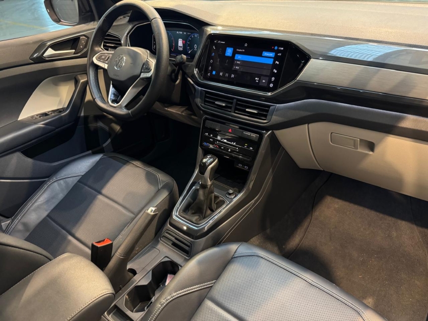 volkswagen t-cross 1.4 250 tsi total flex highline automatico 4p 2024