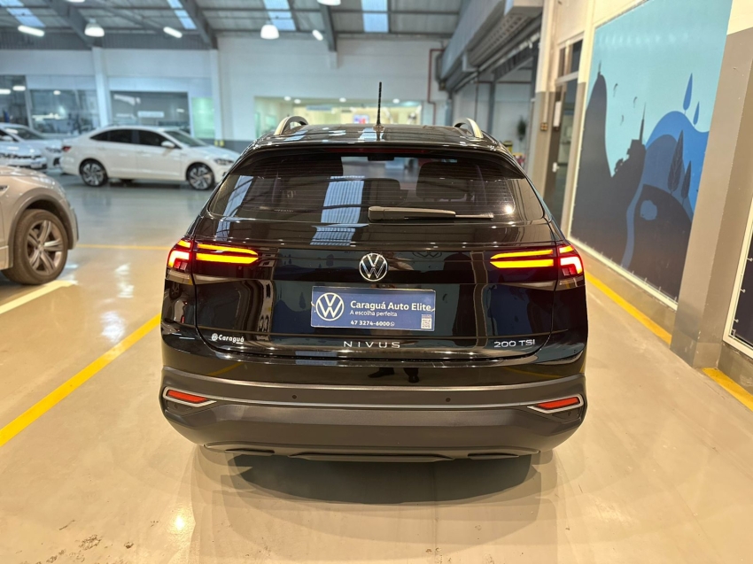 volkswagen nivus 1.0 200 tsi total flex comfortline automatico 4p 2023