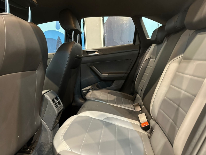 volkswagen nivus 1.0 200 tsi total flex highline automatico 4p 2024