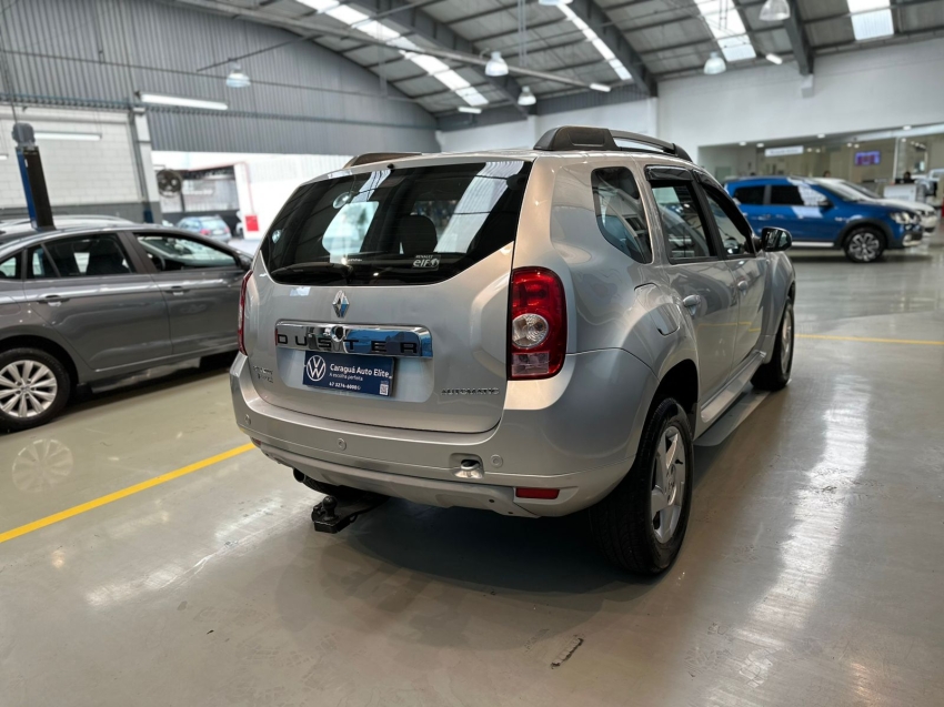 renault duster 2.0 dynamique 4x2 16v flex 4p automatico 2015
