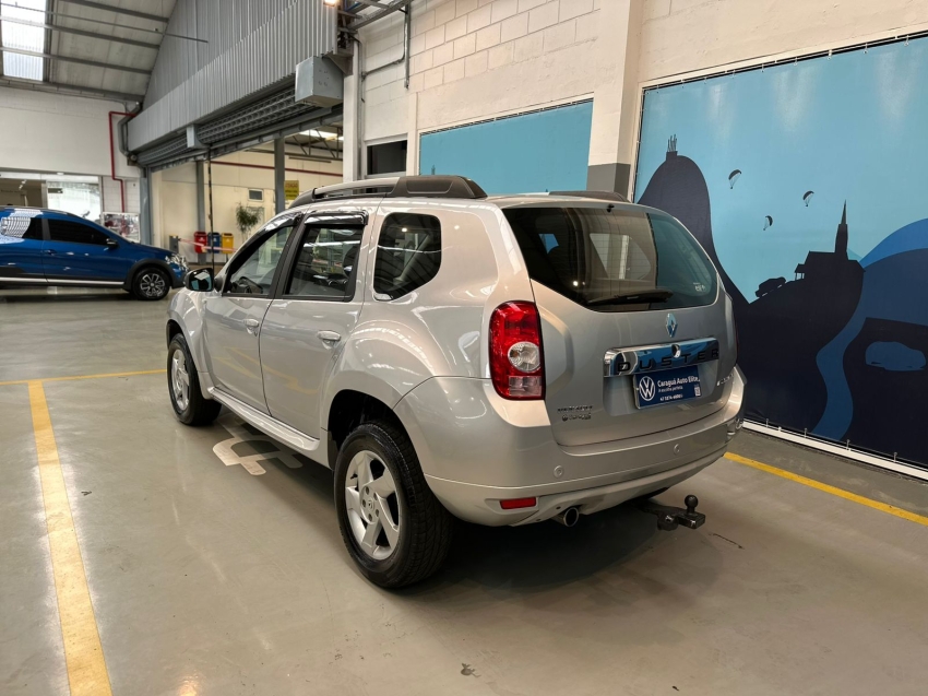 renault duster 2.0 dynamique 4x2 16v flex 4p automatico 2015