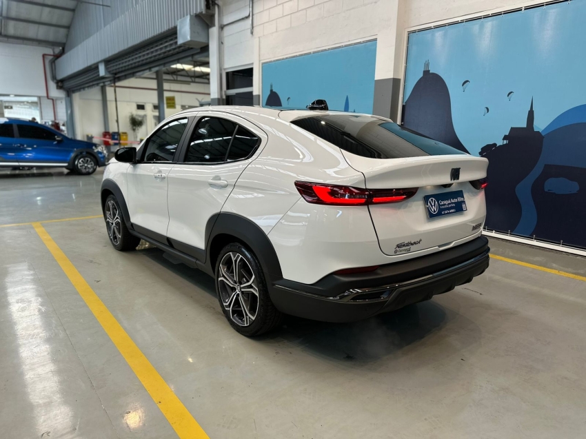 fiat fastback 1.0 turbo 200 flex impetus cvt 4p automatico 2025