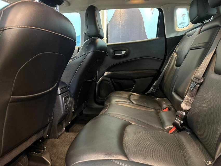 jeep compass 2.0 16v diesel longitude 4x4 automatico flex 4p 2017
