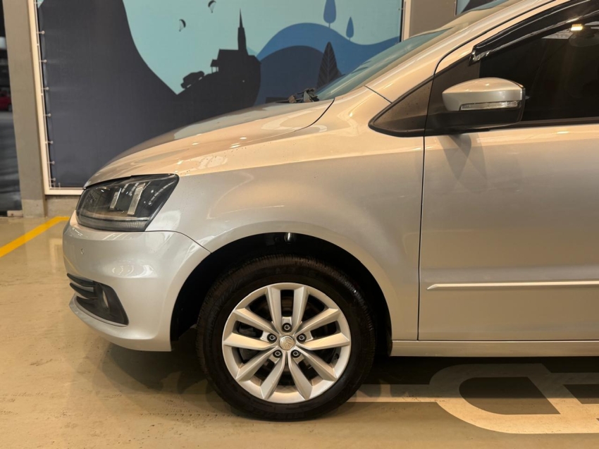 volkswagen spacefox 1.6 msi comfortline 8v flex 4p manual 2016