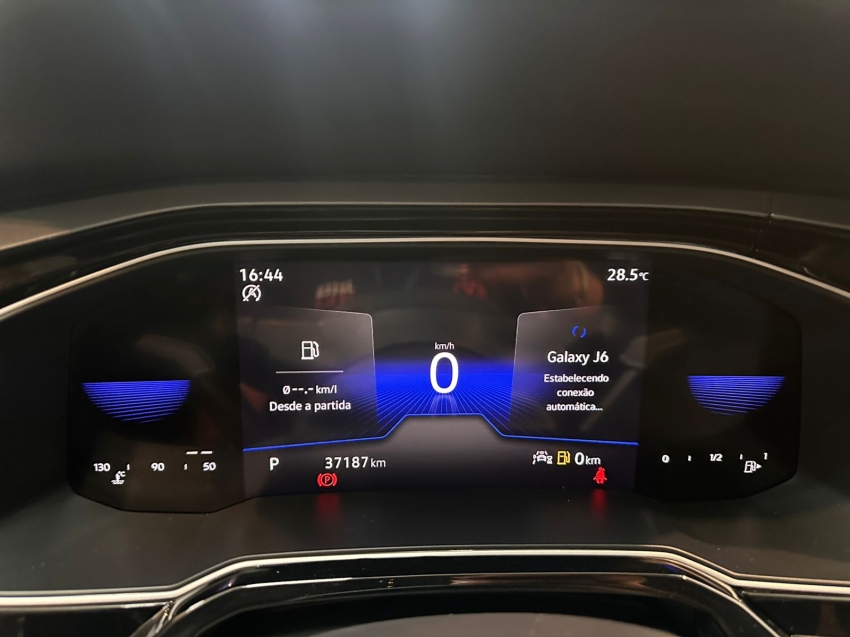 volkswagen nivus 1.0 200 tsi total flex comfortline automatico 4p 20239