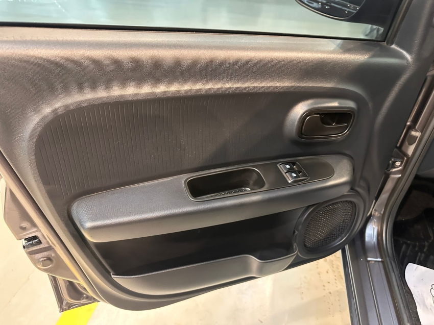 fiat mobi 1.0 evo flex like. manual 4p 20239