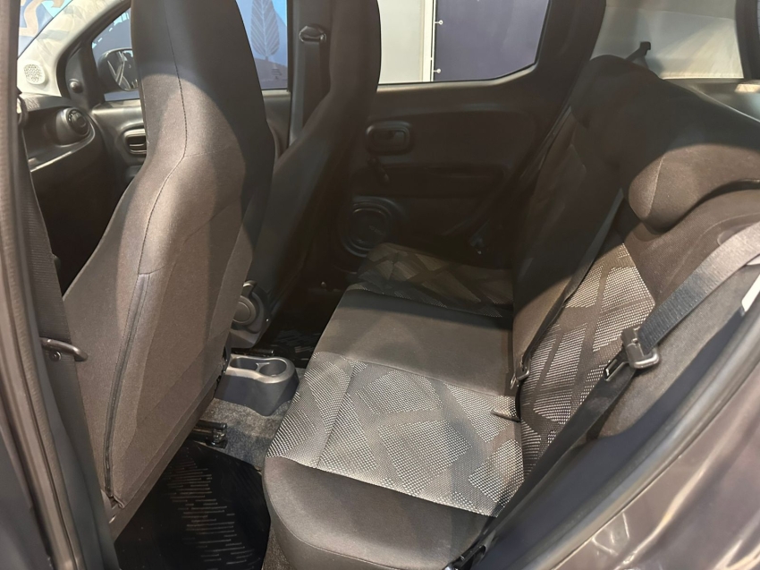 fiat mobi 1.0 evo flex like. manual 4p 20237