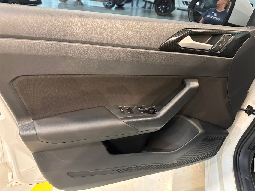 volkswagen polo 1.0 170 tsi highline automatico flex 4p 202510