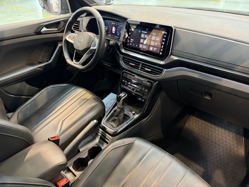 volkswagen t-cross 1.4 250 tsi total flex highline automatico 4p 202510